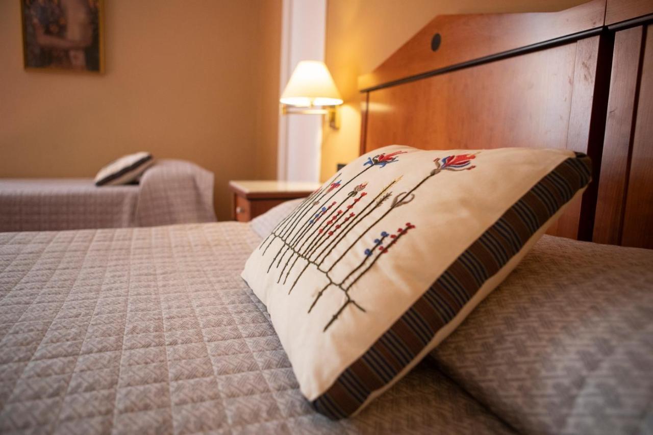 Milano Pool & Garden Hotel 3*
