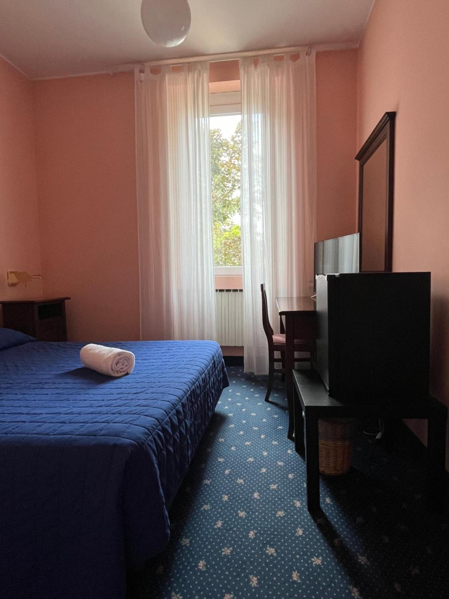 Hotel Milano Pool & Garden 3*